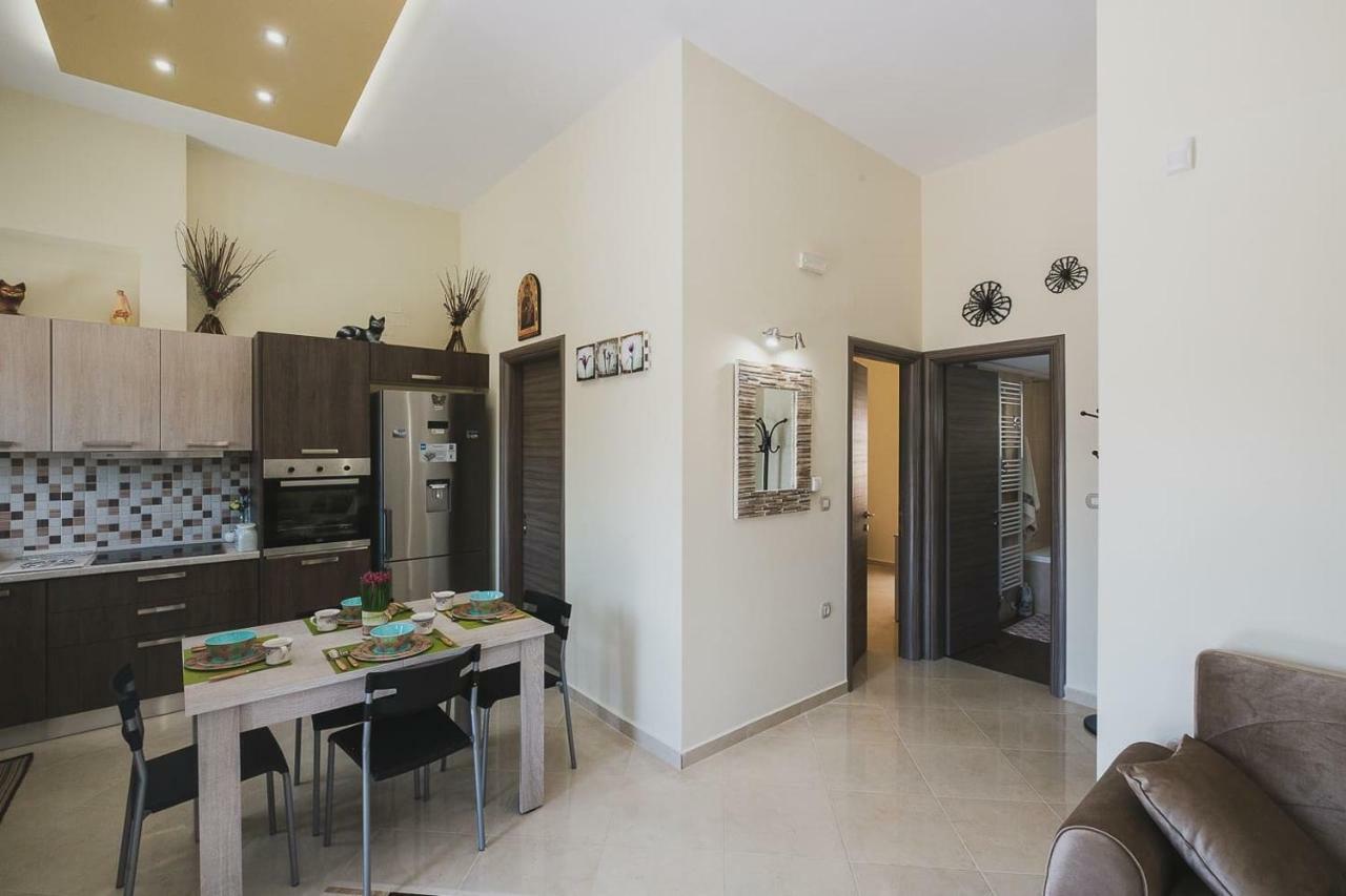 Spacious Home With Parking La Canea Exterior foto