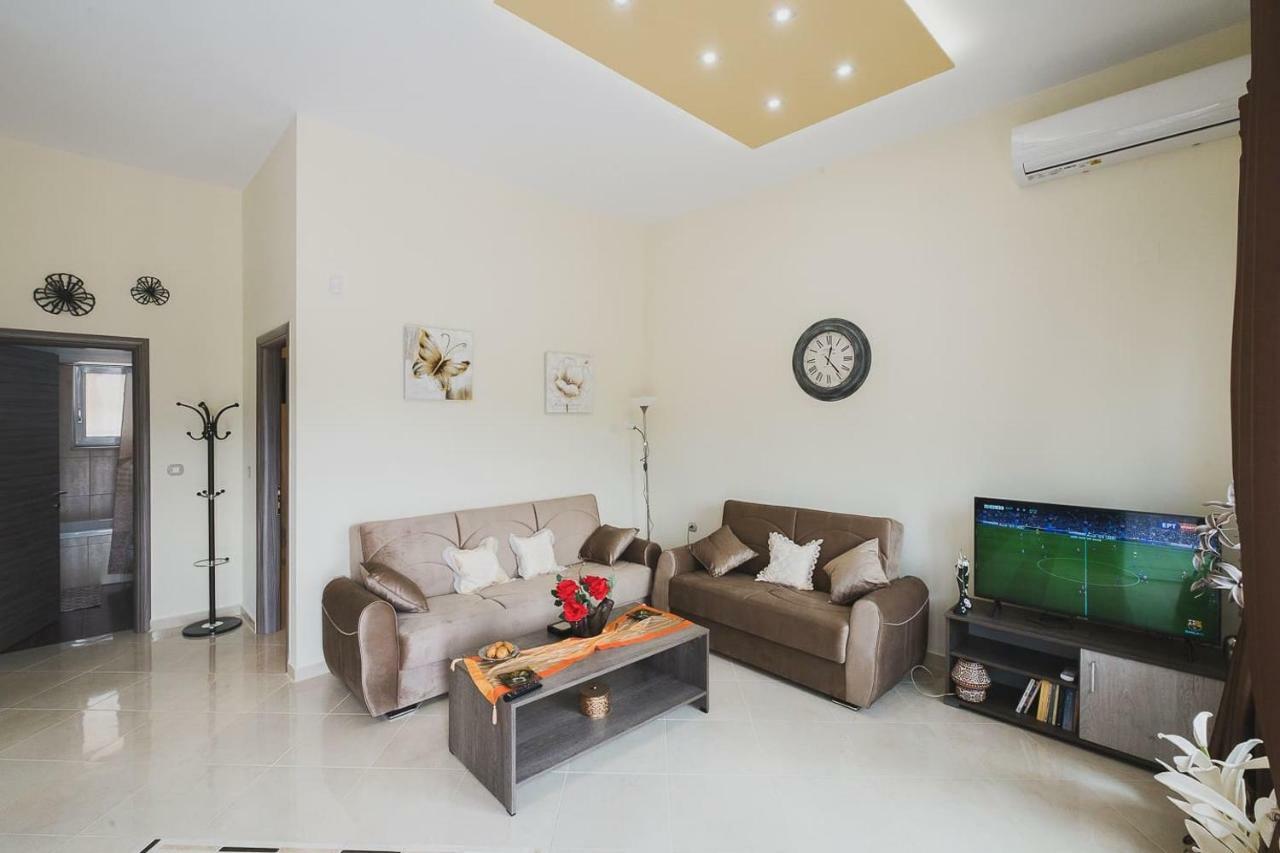 Spacious Home With Parking La Canea Exterior foto